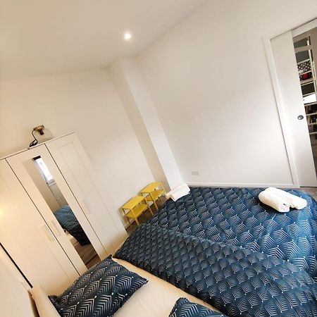 Vénissieux Loft Chic Avec Mezzanine Contemporaine 아파트 외부 사진