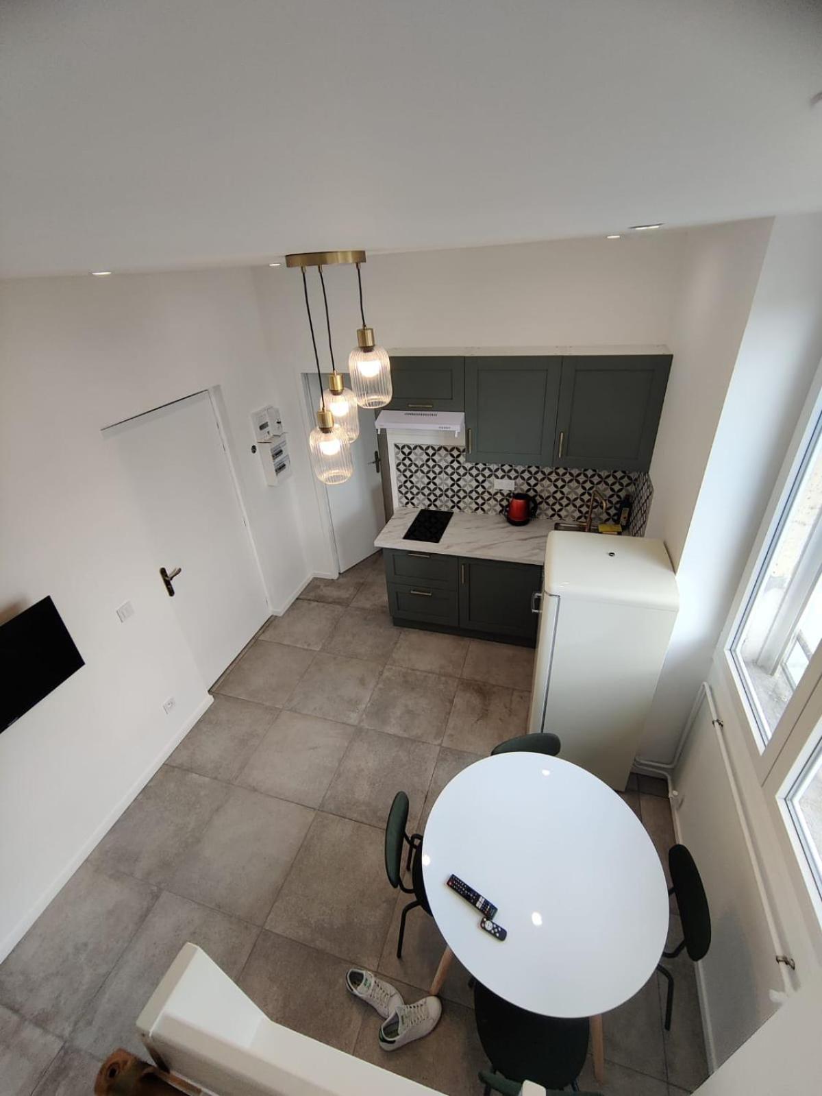 Vénissieux Loft Chic Avec Mezzanine Contemporaine 아파트 외부 사진